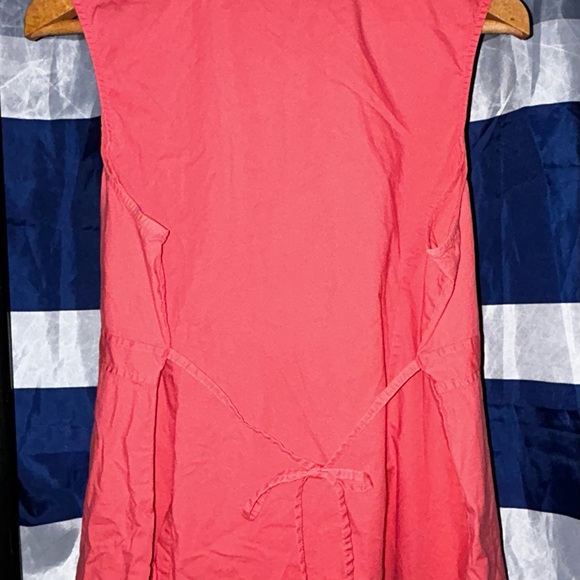 Pink Maternity Top With Back Tie, V-Neck And Buttons. - Picture 2 of 3